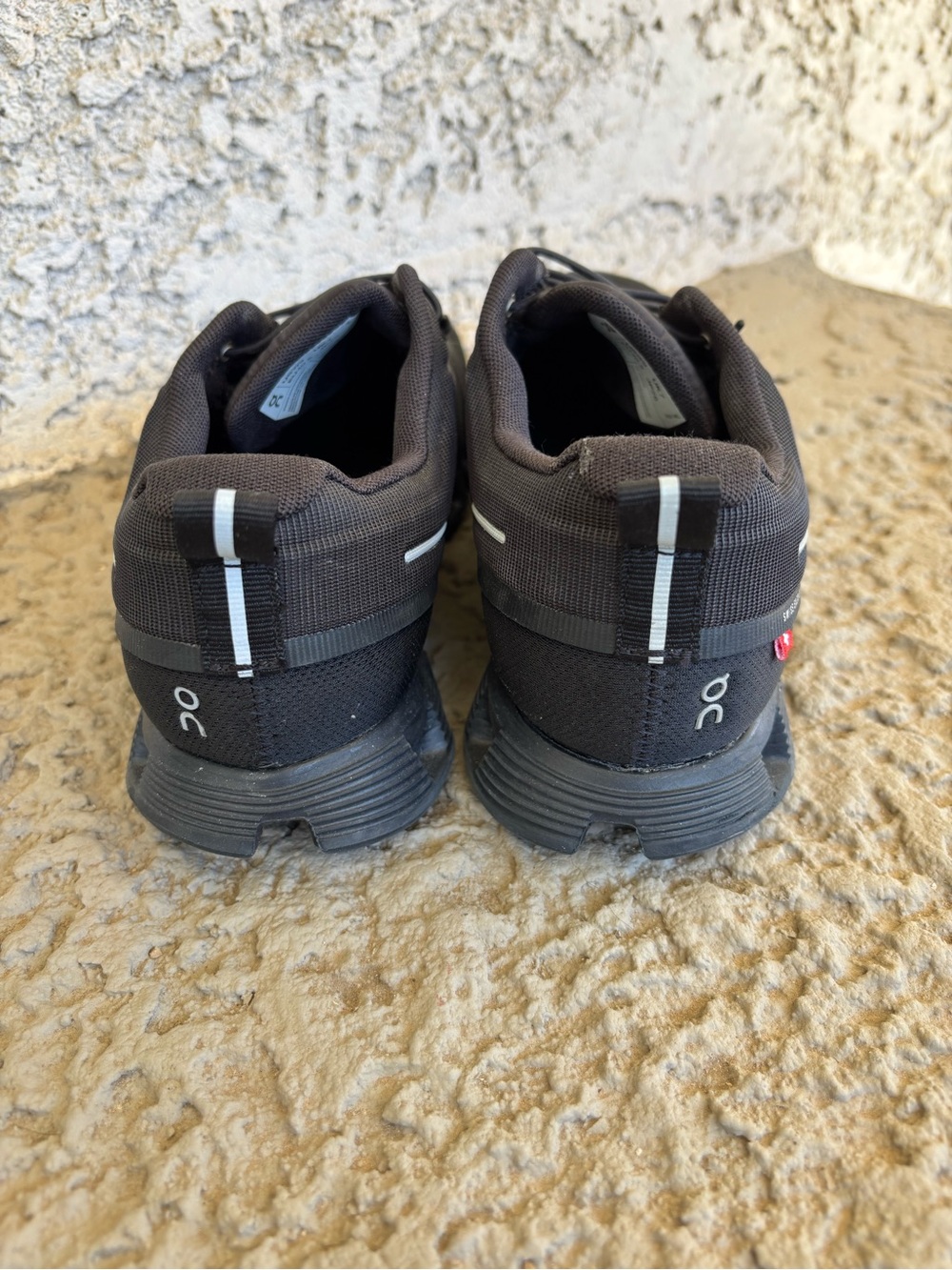 On Running Cloud 5 Waterproof Men’s Sneakers 59.98838 Size W9 - Picture 4 of 8